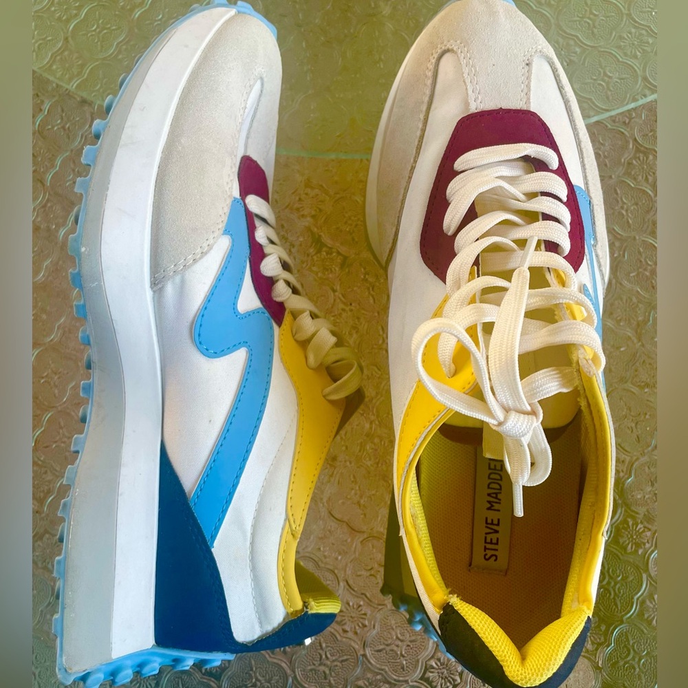 Steve Madden Woman’s Campo Sneakers, Size 10